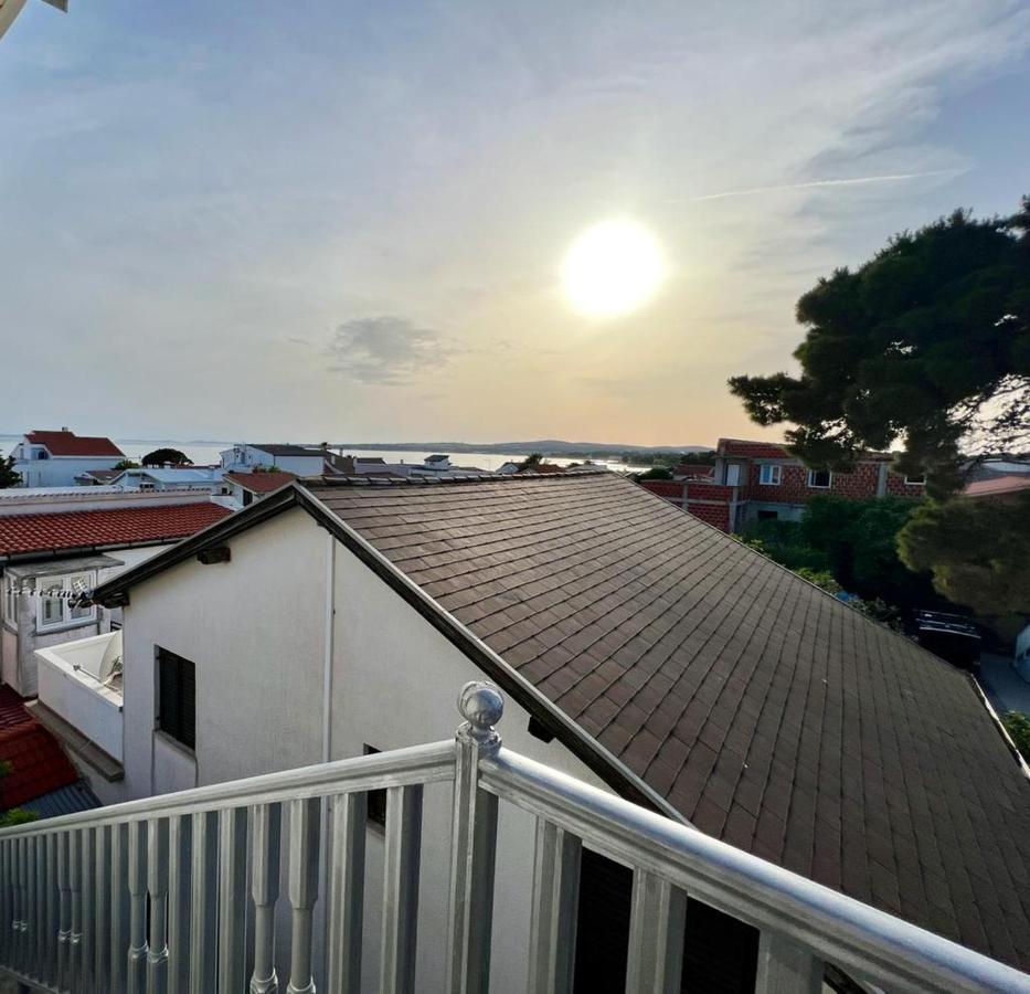 Apartmani Aneri Vir Camera foto